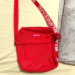 Supreme Messager Bag